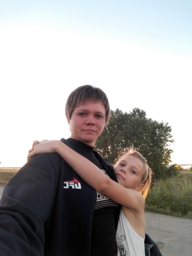 Елена Семенова.jpg Елена Семенова.jpg
