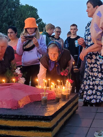 Кузьминкасвеча памяти3.jpg