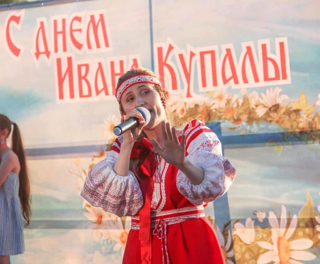 edf4f809-2a0f-42b9-b37a-3c34b24facf4.jpg