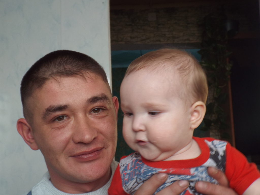 Ведерников Евгений с Ульяной.JPG